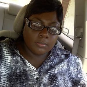 Meet your Posher, Casandra